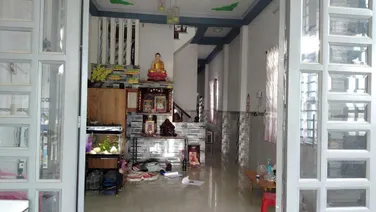 Nhà 2 mặt tiền hẻm tỉnh lộ 15,xã Tân Thạnh Đông dt 100m2 1 lầu 3pn 2wc giá 3,29 tỷ