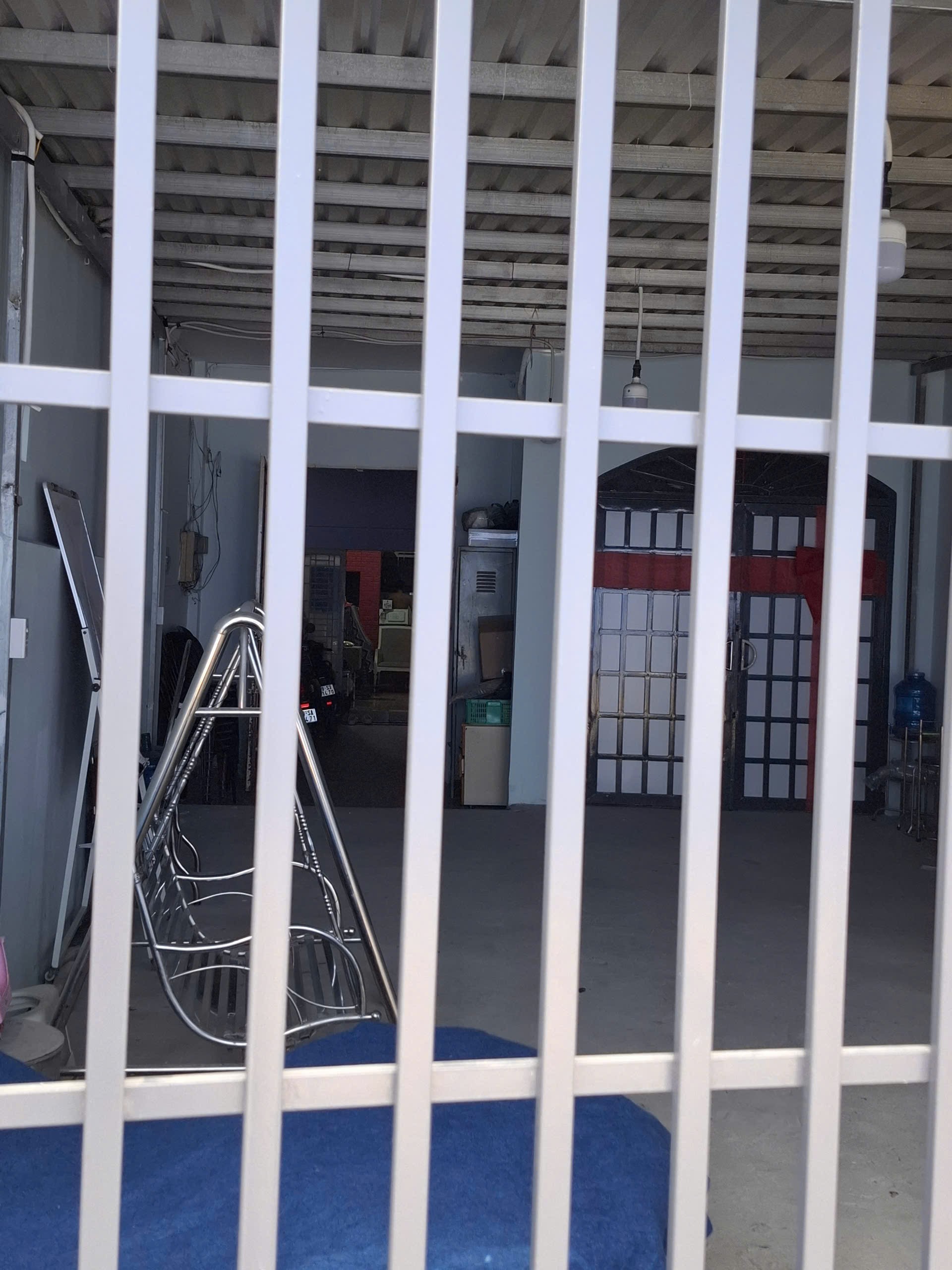 Bán nhà hẻm 4m đường Nguyễn Xí Bình Thạnh giá 20 tỷ