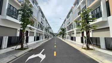 Kẹt tiền bán gấp nhà phố T&T City Millennia - 108m2 đất, ngây gần công viên