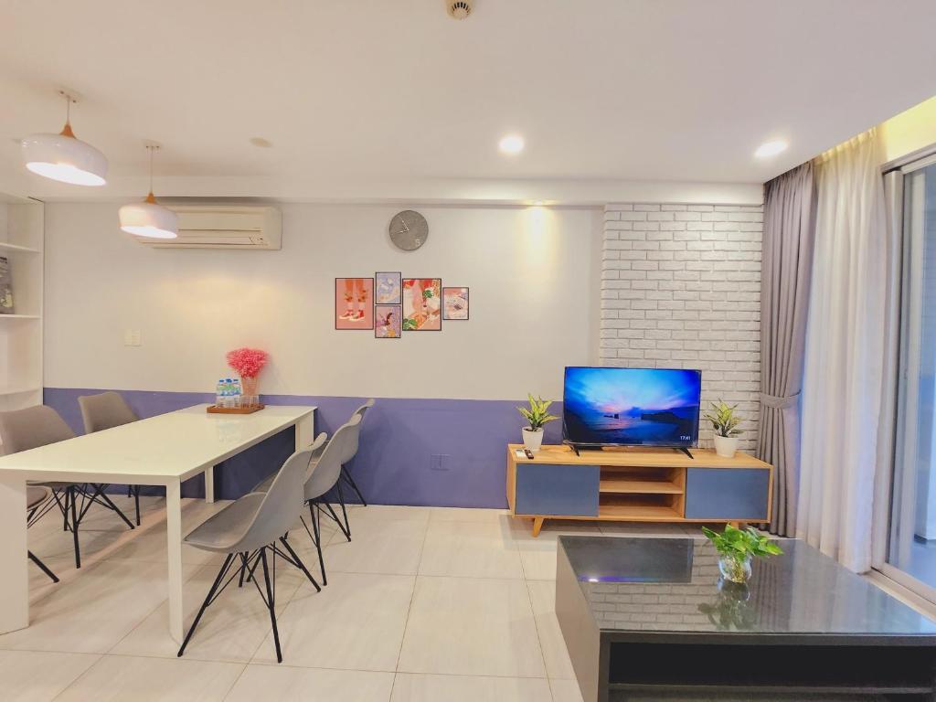 Cần bán căn hộ Scenic Valley Phú Mỹ Hưng, 2 phòng ngủ - diện tích 71m² - giá 6.7 tỷ


