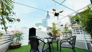 Chính chủ cần bán gấp Tòa nhà Căn Hộ Cao Cấp Đường Lạc Long Quân BưởiTây Hồ DT 130 m2 giá 50,5 tỷ