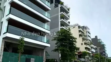 Bán nhà mặt tiền tại đường Khuất Duy Tiến - Thanh Xuân - Hà Nội
Diện tích: 120m2 Giá: 88.5 tỷ