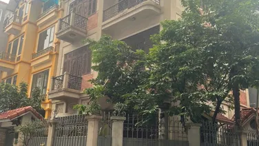 Gia đình cần bán BT Phạm Hùng,Thiên Hiền 150 m2 x 4 t mt 9 m lô góc 2 mặt đường 41 tỷ