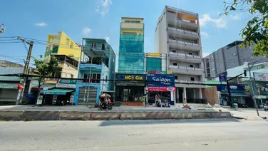 Nhà 3 tầng MT Huỳnh Tấn Phát Quận 7. 6*24 nhỉnh 20 tỷ.