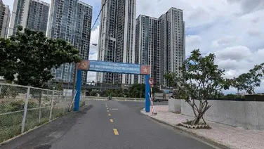 DÃY TRỌ ĐƯỜNG 8 M GẦN TRƯỜNG ĐẠI HỌC MARKETING Q7. 6*22 GIÁ 12,2 TỶ.