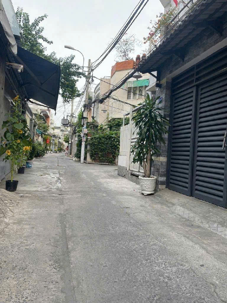 Chọn lọc BDS Quận 7 giá tốt, ngang rộng, vị trí đẹp ~ 10 tỷ, xd CHDV