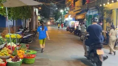 Biệt thự 3 tàng mặt hẻm 458 HTP Quận 7, 8m*15m hơn 13 tỷ. Hẻm 6 m thông.