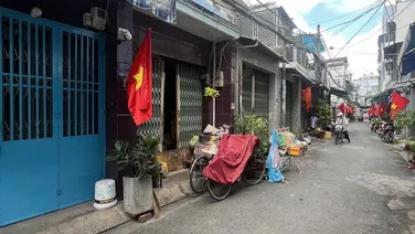 Dãy trọ 2 tầng hẻm xe hơi Trần Văn Khánh Quận 7. 6,8*24, hơn 13 tỷ.