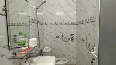 CHDV 4 tầng, gần đường Phú Thuận Quận 7. DT 8*25, 36 p TN ~ 100 tr. 16,5 tỷ.