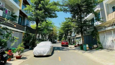 Nhà 4 tầng KDC Phú Mỹ Bellaza Quận 7. DT 5*19 hơn 13 tỷ.