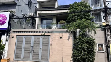 Bán nhà 100 Đường số 9 Phường 16, DT 10x15m, 1 trệt 2 lầu. Giá chỉ 20,5 tỷ