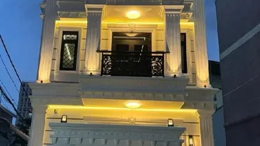 BIỆT THỰ SANG CHẢNH, NỘI THẤT XỊN XÒ, 3 TẦNG, NGAY CHỢ THỦ ĐỨC, 5X23 CHỈ 17 TỶ.