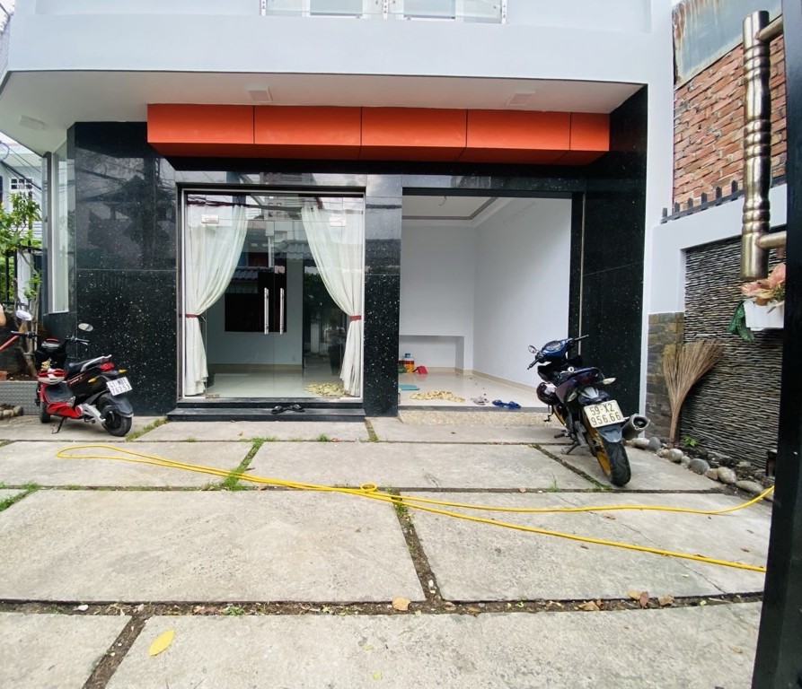 MẶT TIỀN KINH DOANH ĐA NGÀNH, GẦN CC PHÁT ĐẠT TAM PHÚ, 8X11 CHỈ 8,8 TỶ.