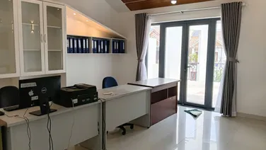 Bán nhà biệt thự khu nam long, Trần Trọng Cung, Q7, 3 lầu, giá tốt