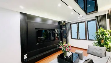 KHƯƠNG ĐÌNH NHÀ MỚI XÂY 10 tỷ- 6 TẦNG THANG MÁY - KÈM NỘI THẤT XÁCH VALI VÀO Ở NGAY.