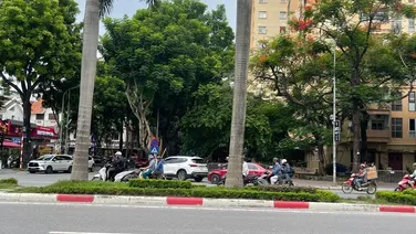 BÁN NHÀ 5 TẦNG LÔ GÓC 50M² – TRUNG TÂM MỸ ĐÌNH – NGUYỄN HOÀNG –Ô TÔ QUA NHÀ – GIÁ TỐT NHẤT KHU VỰC
