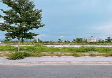 Cần tiền cắt lỗ lô Mega City KonTum. Giá 5xx triệu. Vui lòng liên hệ Hoàng Yến