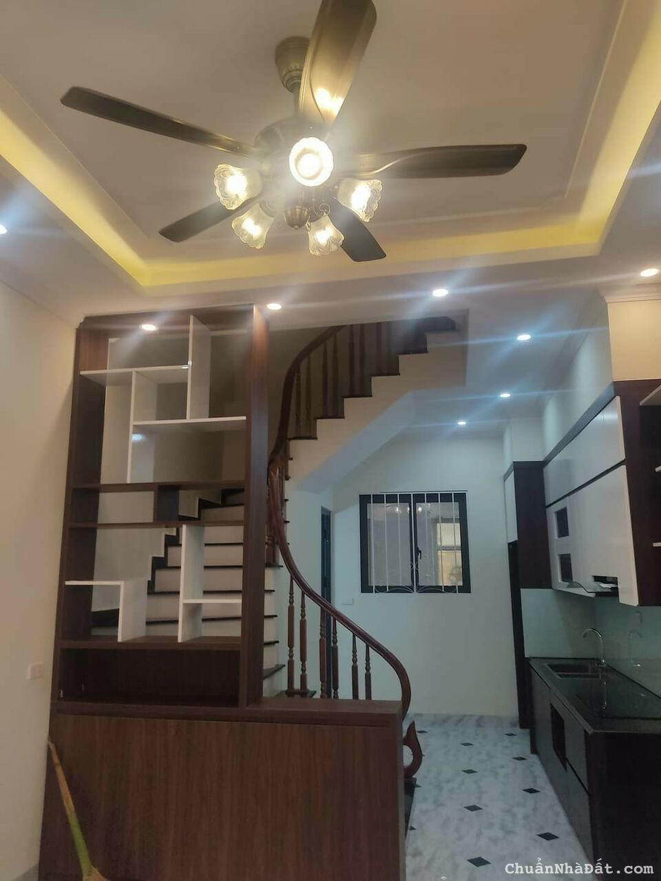 Siêu phẩm! Bán nhà Quang Trung - Hà Đông, nhà 4 tầng, 38m2*4 tầng, giá chào 3.99 tỷ