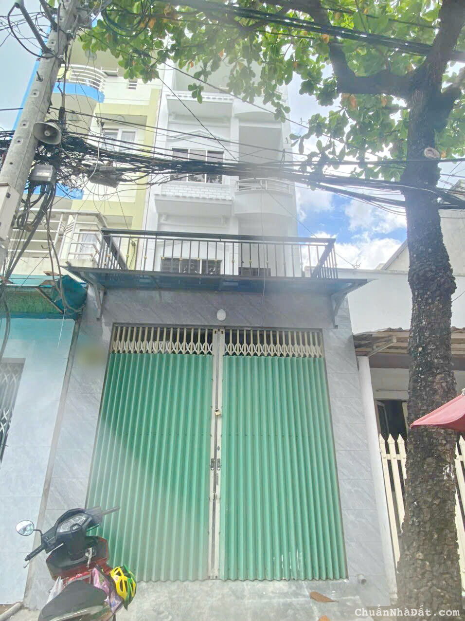 Cho thuê nhà nguyên căn mặt tiền đường nhánh Dương Bá Trạc P.1 Quận 8