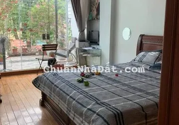 Bán Nhà Trung Tâm Chợ Văn Điển, An Sinh Tuyệt Vời, 80m2, 7.3 tỷ