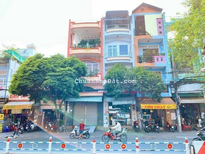 Mặt tiền kinh doanh đường Nguyễn Sơn, Tân Phú  Diện tích: 4.1x17.7m Hiện trạng 1 lầu, 14.7 tỷ