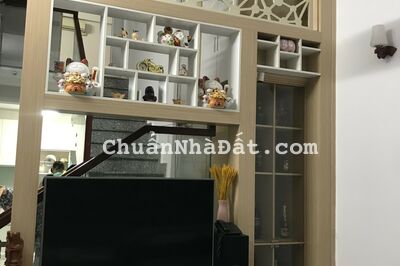 Siết Nợ Nhà Tân Bình 70m2, 4 Tầng BTCT, Chỉ 5.9 Tỷ. Còn TL Tốt.