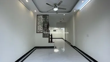 BÁN NHÀ HOÀNG HOA THÁM, 2 THOÁNG, NGÕ THÔNG, 35M2, 5 TẦNG GIÁ 4.7 TỶ.