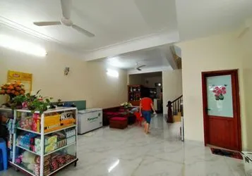 Bán nhà khu đấu giá Thạch Bàn 90m x 3t, mt 5.9m, vỉa hè, ô tô to. LH: 0396931899