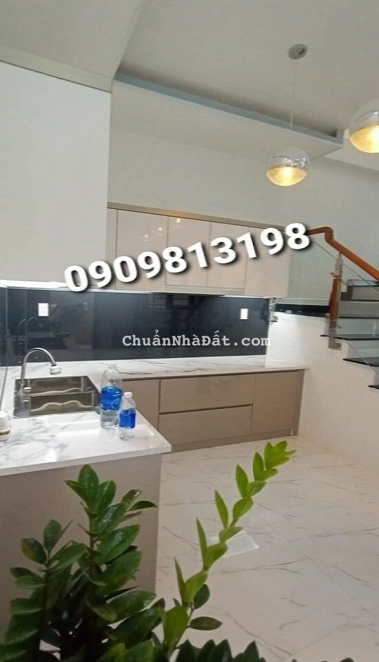 ♥️♥️♥️Vị Trí Đẹp Thuận Tiện Kinh Doanh + Đi Lại HXH Quận 1 SHR sang tên giao ngay 5 Tầng.♥️♥️♥️