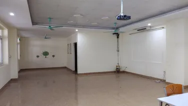 Mặt bằng làm VP khu Chương Dương. Trống 120m2 và 60m2