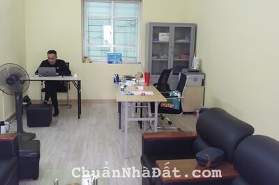 Cho thuê văn phòng Thái Thịnh, dt linh hoạt từ 25-100m2.