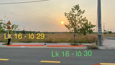 Chính chủ cần bán gấp 02 lô liền kề sạch đẹp, không cống cột trong khu dân cư Nam Long Bàu Bàng