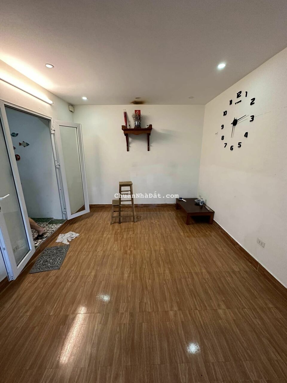 BÁN TẬP THỂ CẦU GIẤY- NGHĨA TÂN 85M2- 3 NGỦ, 2WC NHÀ MỚI Ở NGAY- 2,1TỶ