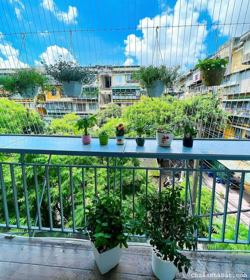 BÁN NHÀ TẬP THỂ BA ĐÌNH 75M2- 3 NGỦ, NHÀ MỚI, TẶNG HẾT NỘI THẤT- 2,65 TỶ