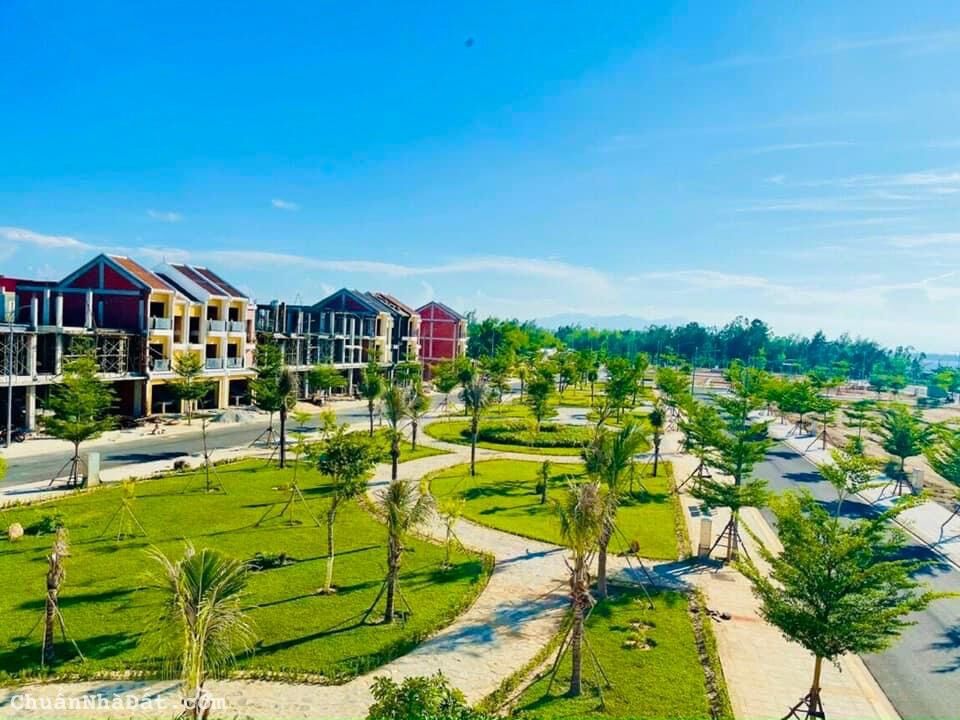 Đáo hạn lô góc  KĐT Nam Hội An chỉ 2tỷ6, view công viên, ven sông. 
