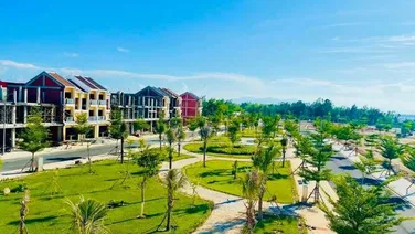 Đáo hạn lô góc KĐT Nam Hội An chỉ 2tỷ6, view công viên, ven sông.