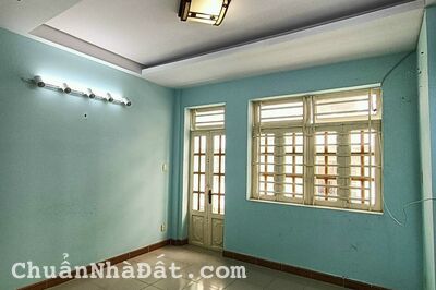 Nhà Đinh Tiên Hoàng, đẹp, 4 x 14m, 3 lầu, chỉ 8.6 Tỷ, Bình Thạnh