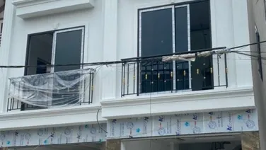 Bán nhà 3 tầng mới xây tại Vân Nội ô tô đỗ cửa ngõ thông full đồ