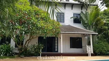 Bán biệt thự lô góc đang kinh doanh ổn định trong KĐT Đặng Xá,Gia Lâm,310m2, giá 42 tỷ.