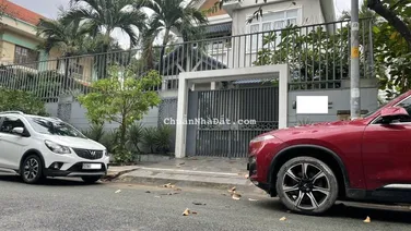 Bán Villa đường Nguyễn Lữ, quận Ngũ Hành Sơn, Đà Nẵng 270m 16.5 tỷ TL