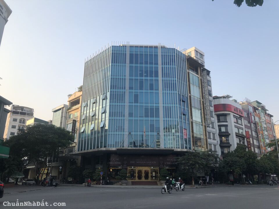 Bán toà văn phòng Quận Cầu Giấy - MP Trần Thái Tông 420m, 11 tầng, giá chỉ 370 tỷ