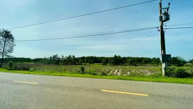 BÁN LÔ ĐẤT MT ĐƯỜNG NHỰA TRỤC CHÍNH SÂN BAY LỘC AN ĐẤT ĐỎ BRVT DT 1040,6M2