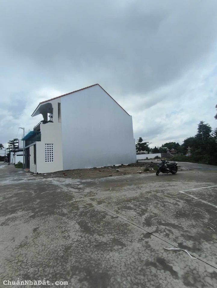 Đất Kiệt 82 Quảng Tế - Thủy Xuân 3 Mặt Thoáng - Có Bãi Đổ Xe Ô Tô Riêng Biệt