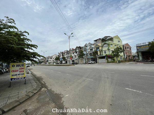 Bán 2 lô liền kề mặt tiền xóm 4 Dưỡng Mong giá đầu tư