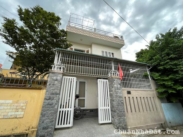 Bán nhà 2,5 tầng đường Kim Long cạnh cầu Nguyễn Hoàng