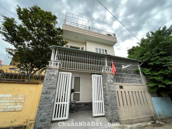 Bán nhà 2,5 tầng Kim Long song song đường Nguyễn Hoàng