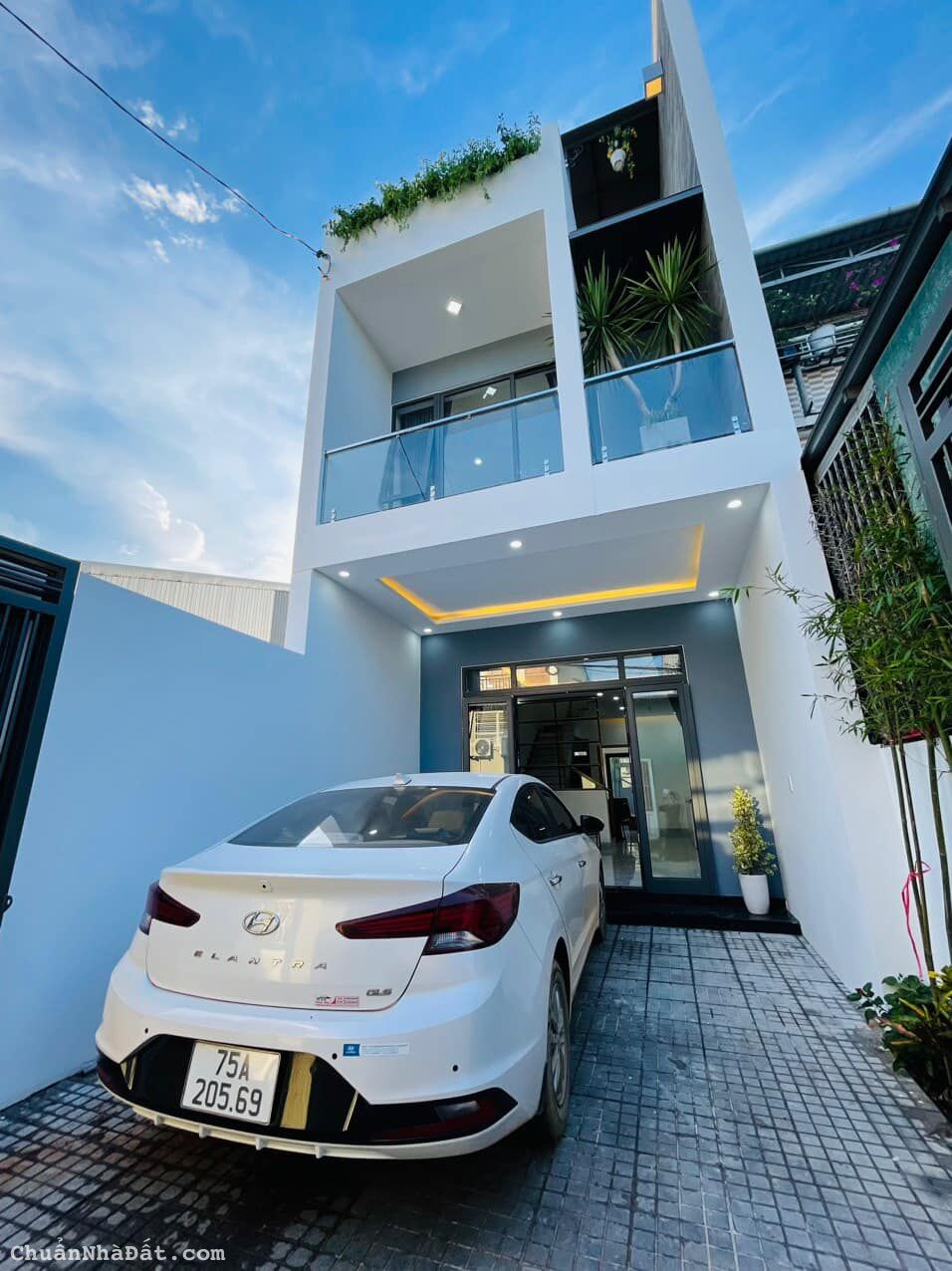 Bán nhà đẹp 3 tầng Minh Mạng đối diện KQH Cư Chánh Thủy Bằng