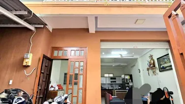 Bán nhà Quận 7, Phạm Hữu Lầu, 1 Lầu, 4PN, Gần trung tâm, Ở Ngay, Full nội thất, Giá chỉ 7Tỷ9