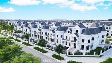 Bán biệt thự lâu đài Ciputra cực đẹp cạnh vườn hồng