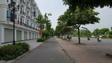 Bán nhà mặt phố Phúc La đường rộng 60m - 2 mặt tiền - có hầm riêng - sẵn nhà kinh doanh ngay